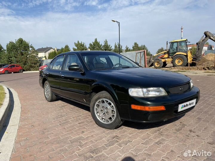 Nissan Maxima 3.0 AT, 1996, 640 км