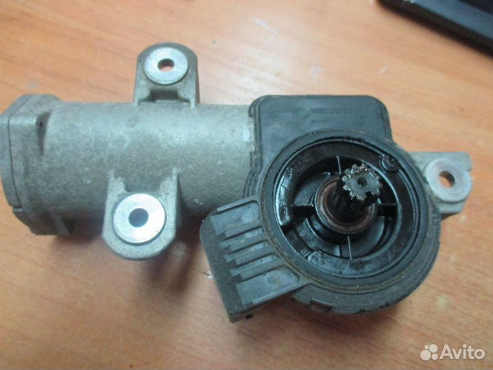 Моторчик заслонки печки 7-серия E65/E66