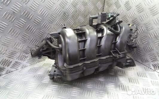 Впускной коллектор бензиновый opel astra J (KBG14C