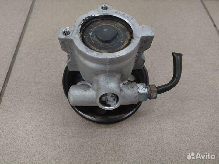 Насос гур SsangYong Kyron D20DT