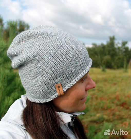 Шапки бини с пайетками и люрексом(ручная работа)