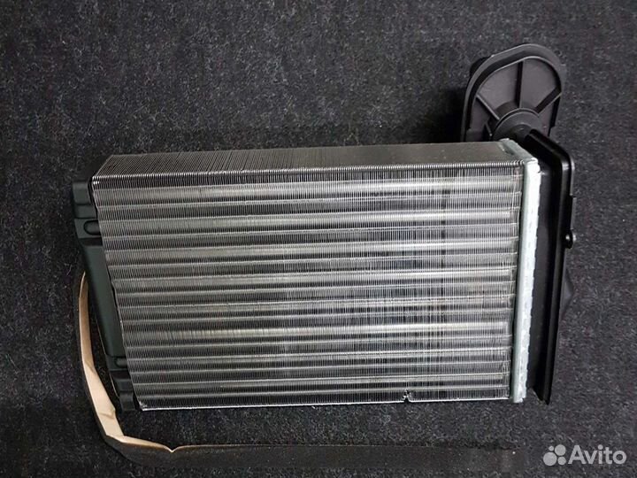 Радиатор печки 1J1819031A VW golf4