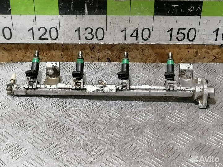 Рейка топливная рампа Ford Focus 2005-2008