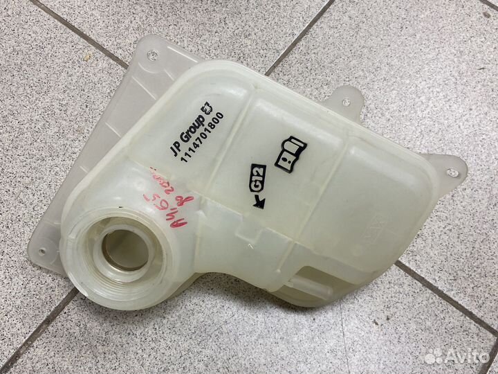 Расширительный бачок audi A4 b5 vw B5 до 2000г