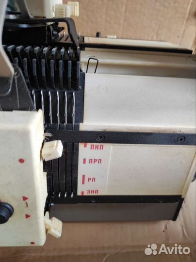 Двухфонтурная вязальная машина Нева 5