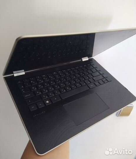 HP pavilion x360