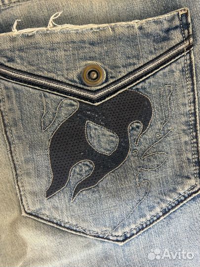 Джинсы Armani