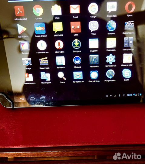 Планшет фирмы Pocket book