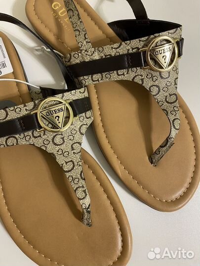 Сандалии босоножки Guess