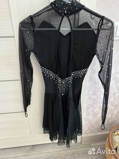 Костюм для фигурного катания