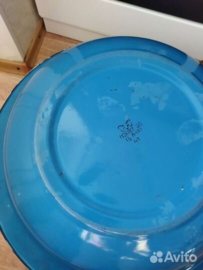 Тазы и кастрюли в хорошем состоянии (СССР)