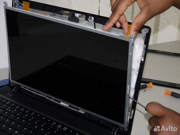 Матрицы для ноутбуков и установка