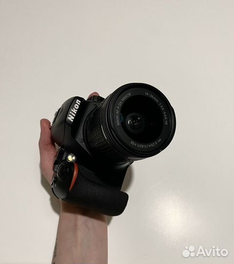 Зеркальный фотоаппарат nikon