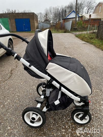 Коляска 3 в 1