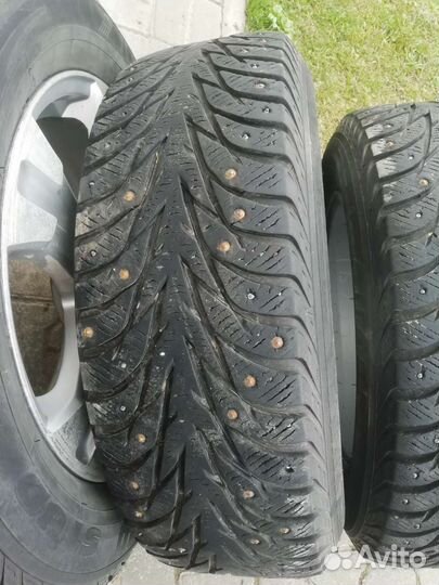 Yokohama IceGuard Stud IG65 225/65 R17