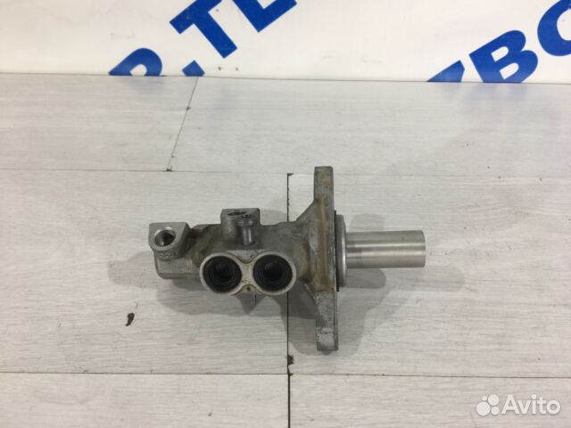 Главный тормозной цилиндр renault kaptur 1.6 CVT