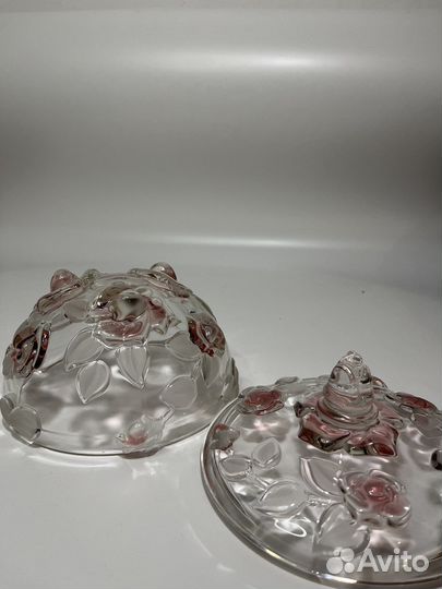 Конфетница с крышкой