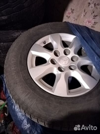 Диски с резинами на mitsubishi pajero 4