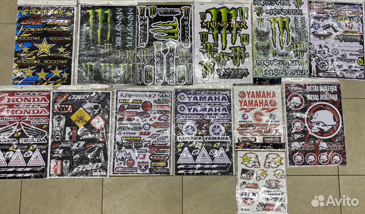 Наклейки на мотоцикл