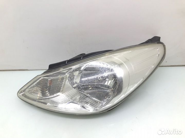 Фара Hyundai i10 (2007-2013)