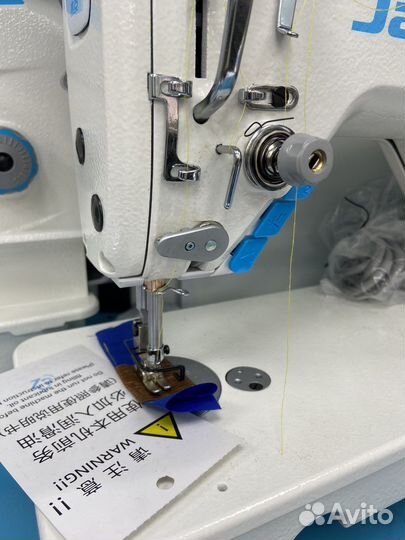 Прямострочка Jack A4 закрепка,обрезка нити,лапка