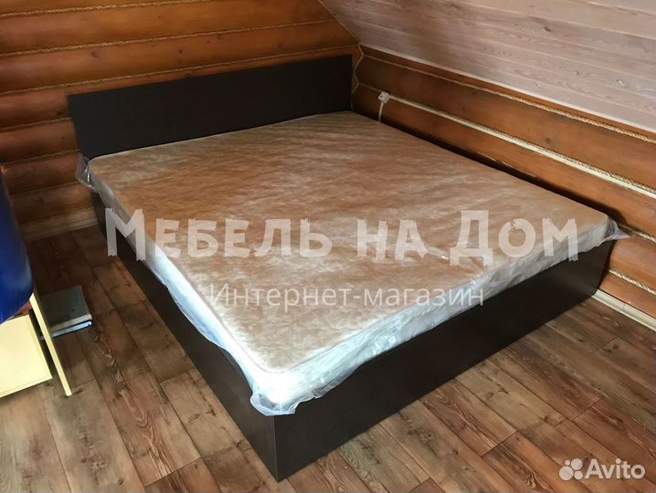 Кровать двухспальная