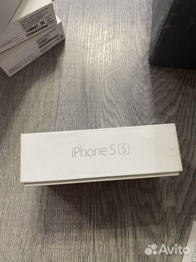 Коробка от iPhone 5s