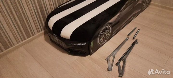 Кровать машина для мальчика