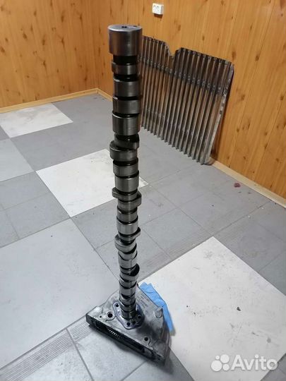 Распредвал Detroit Diesel L14