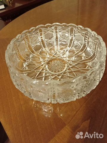 Хрустальная ваза