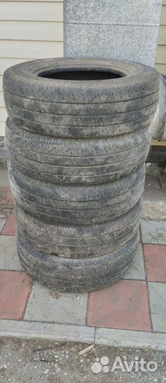 Continental Vanco 2 215/75 R16C