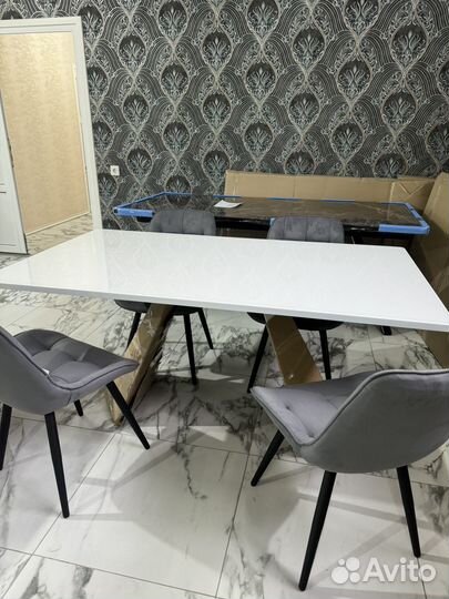 Стол новый раздвижной