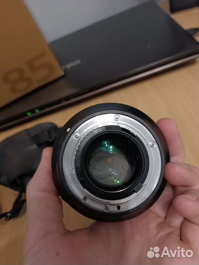 Объектив nikon 85mm 1.8g