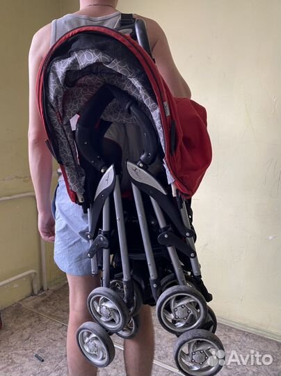 Прогулочная коляска