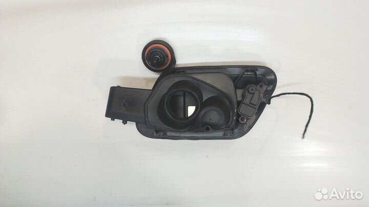 Лючок бензобака Volkswagen Jetta 7 2018, 2019