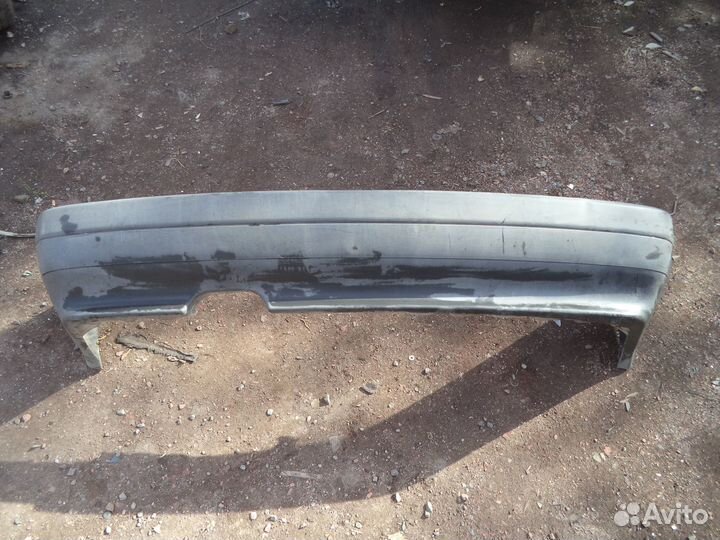 Задний бампер Audi 80 b3