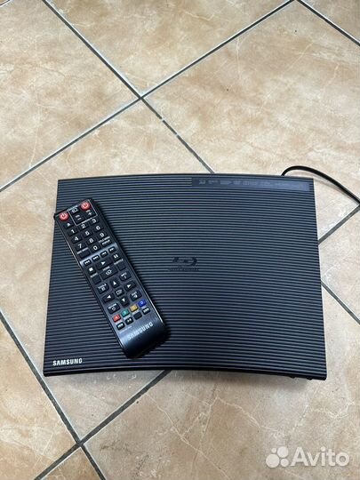 Samsung BD-J5500 Blu-Ray-Проигрыватель дисков