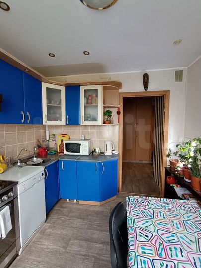 2-к. квартира, 53 м², 8/9 эт.