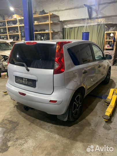 Кузов Nissan note E11 разбор