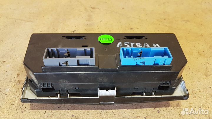 Блок управления климатом astra h 13250615