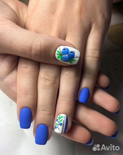 Маникюр, педикюр, брови, наращивание ногтей