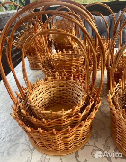 Корзина плетеная