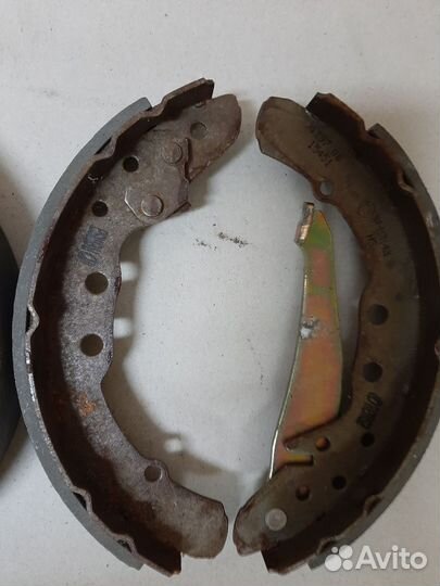 Тормозные колодки audi 100