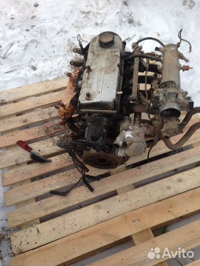 Двигать Mitsubishi 4G13