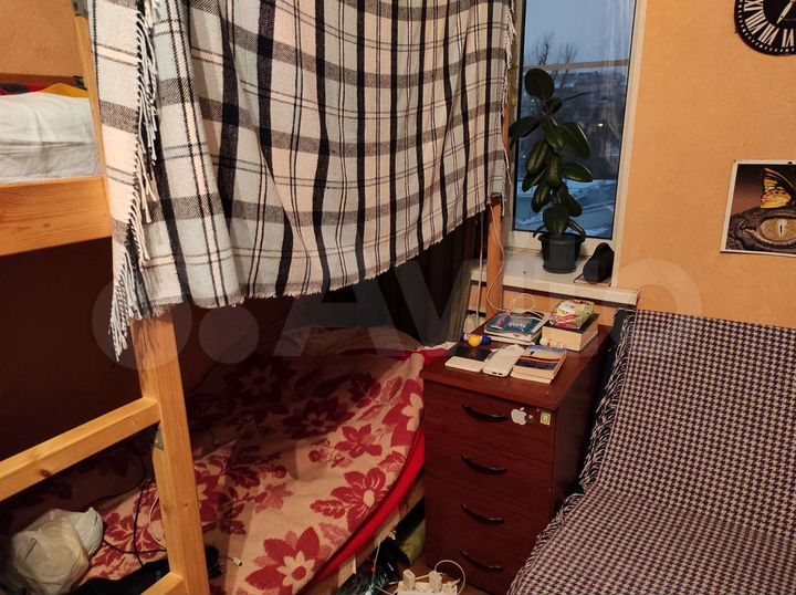 Комната 30 м² в 3-к., 4/5 эт.