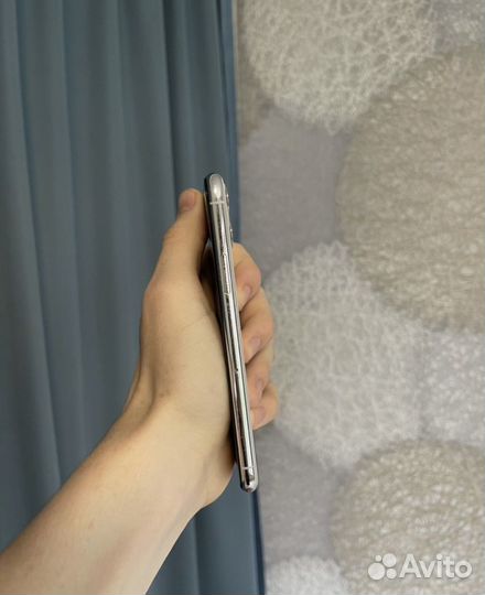 iPhone 11 Pro, 64 ГБ