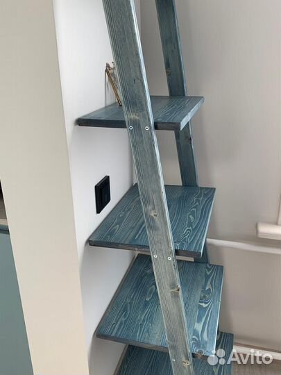 Стеллаж лесенка