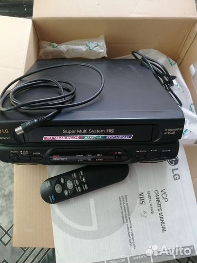 Видеомагнитофон