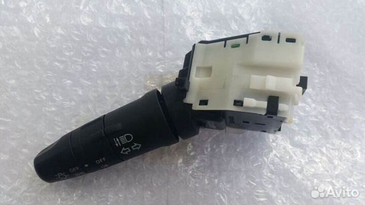 Переключатель поворотов подрулевой Nissan X-Trai