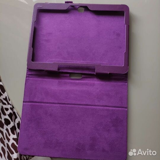 Универсальный чехол для планшета 10